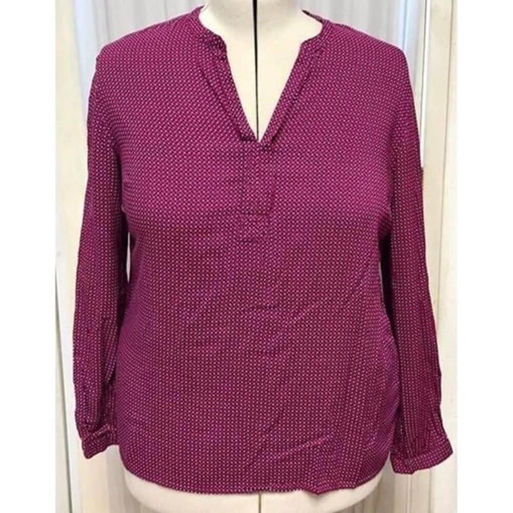 Tommy Hilfiger long sleeve button up women's shirt. Size xxl.